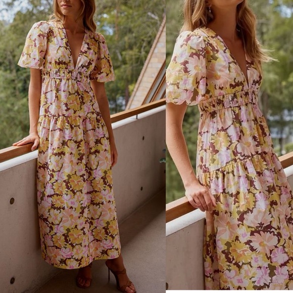 Anthropologie Dresses & Skirts - Anthropologie Minkpink Zoey Floral Pleated V Neck Short Sleeve Maxi Dress S